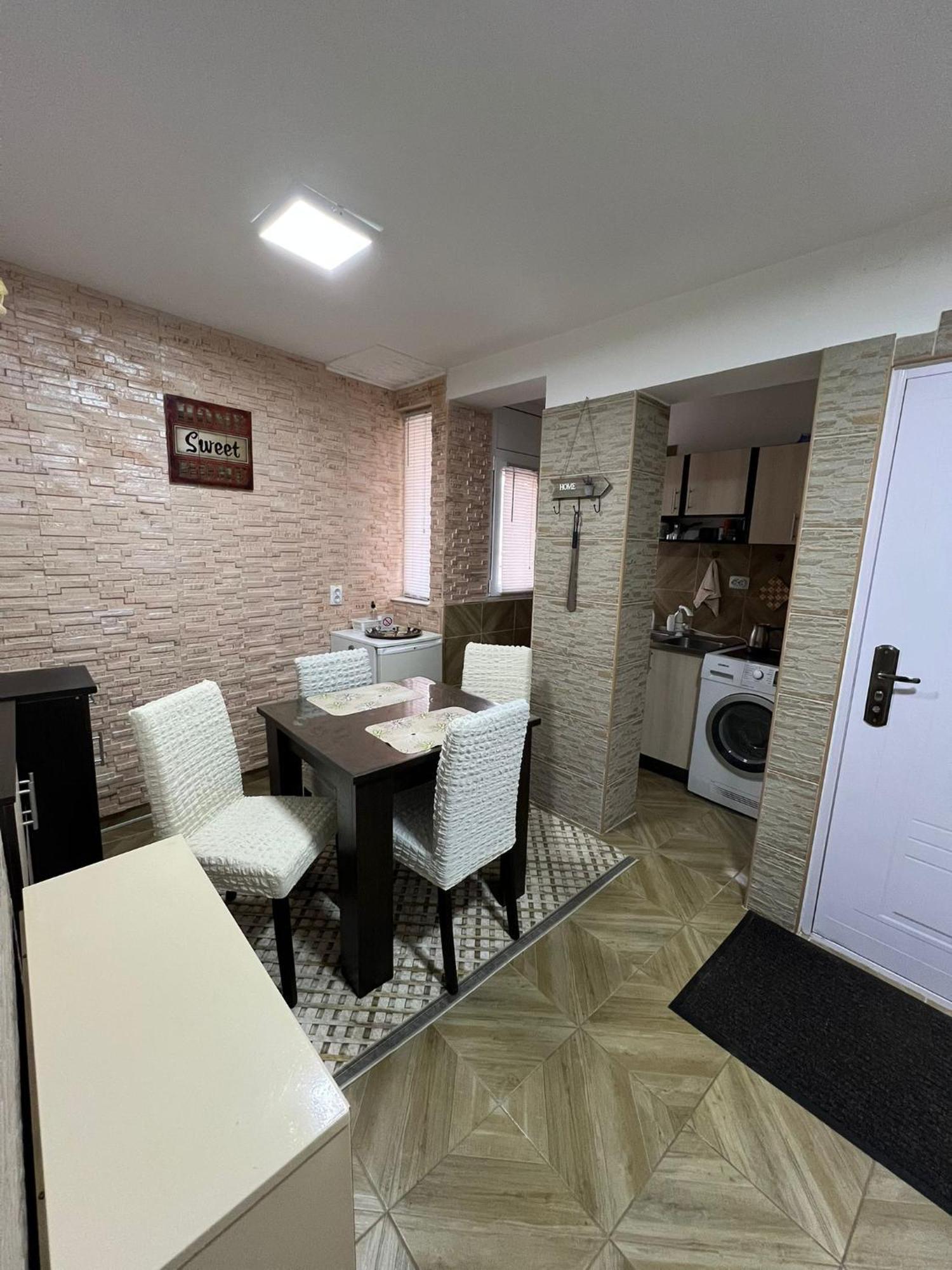 Apartman Su Libero Apartment Subotica Exterior photo